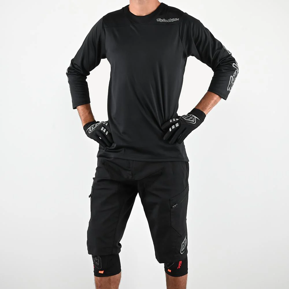 Moto Short No Liner Solid Black - Image 3
